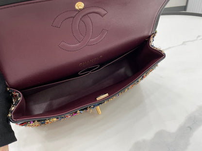 Anum Bags Detail
