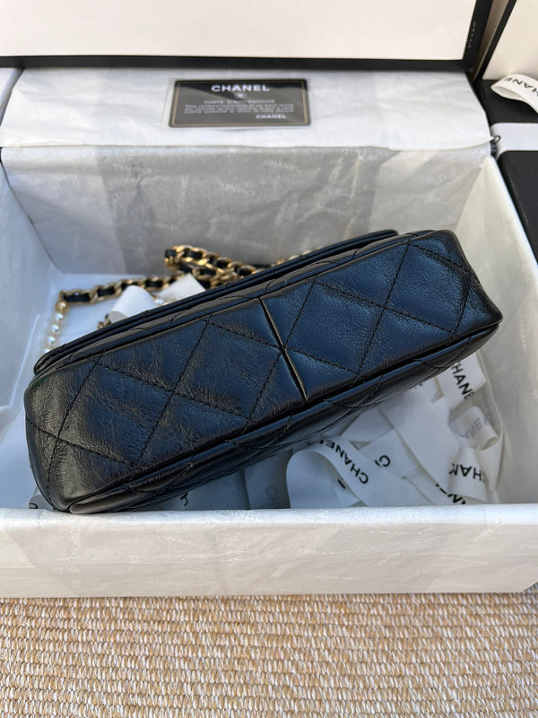 Anum Bags Detail