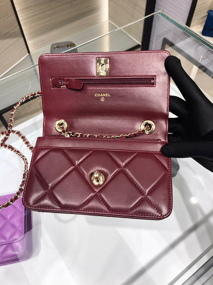 Anum Bags Detail