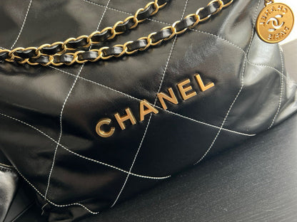 Anum Bags Detail