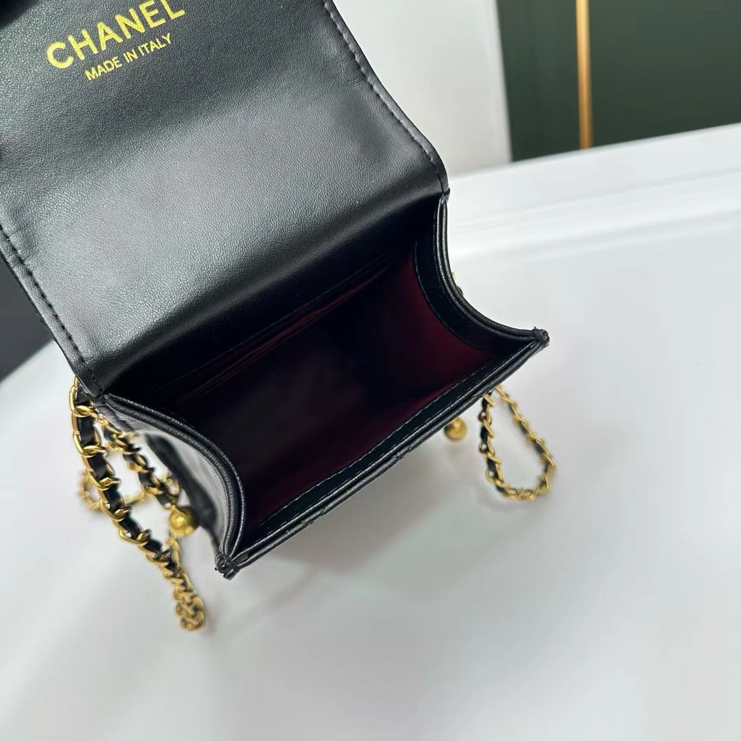Anum Bags Detail
