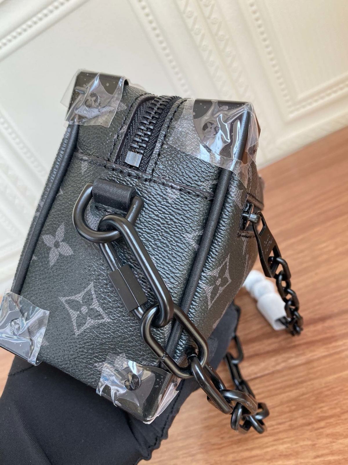 Anum Bags Detail