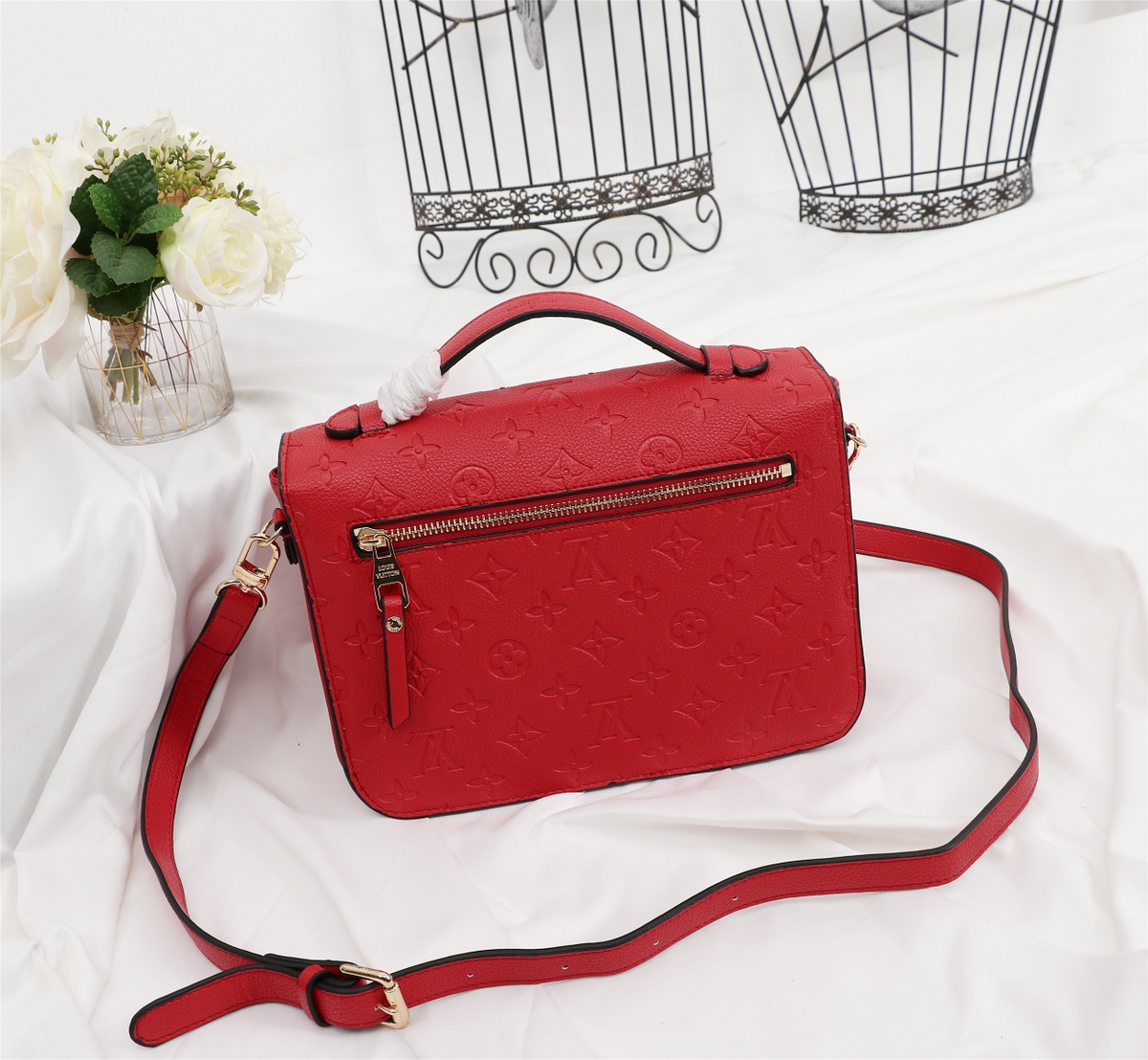 Anum Bags Detail