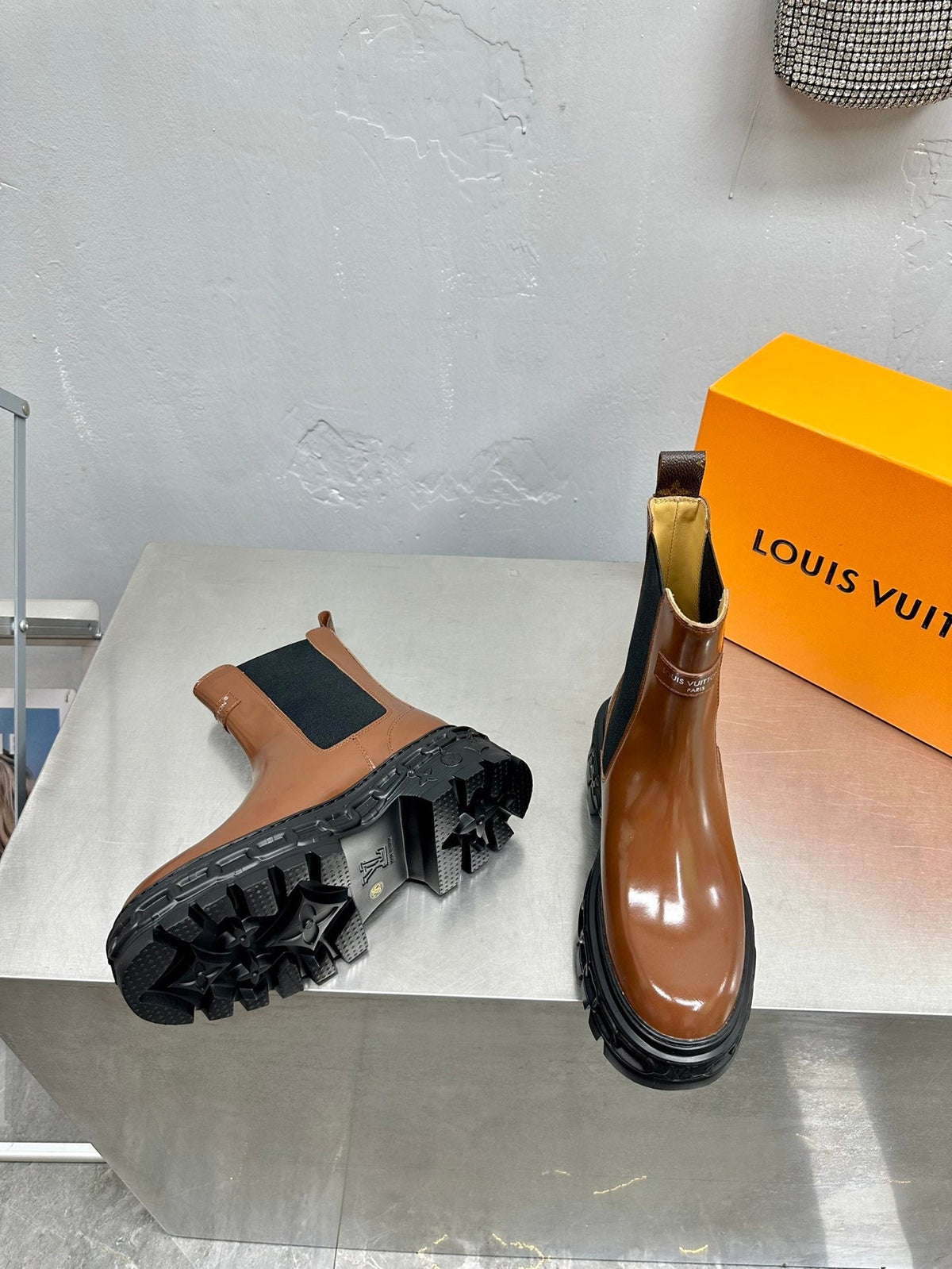 nmb nmb RECORD CHELSEA BOOT BROWN