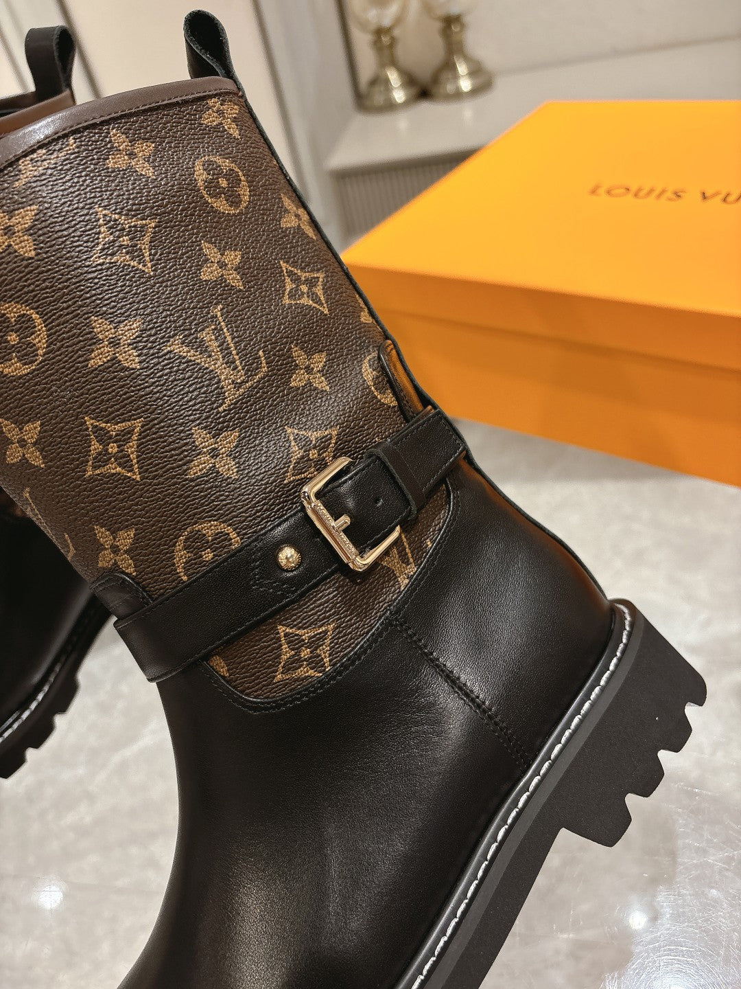 VBS TERRITORY FLAT ANKLE BOOT MONOGRAM BROWN