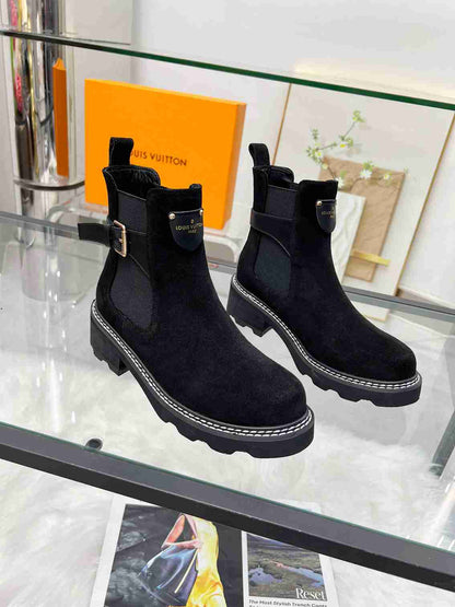 VBS VBS BEAUBOURG ANKLE BOOT SUEDE IN BLACK 1ACKCJ