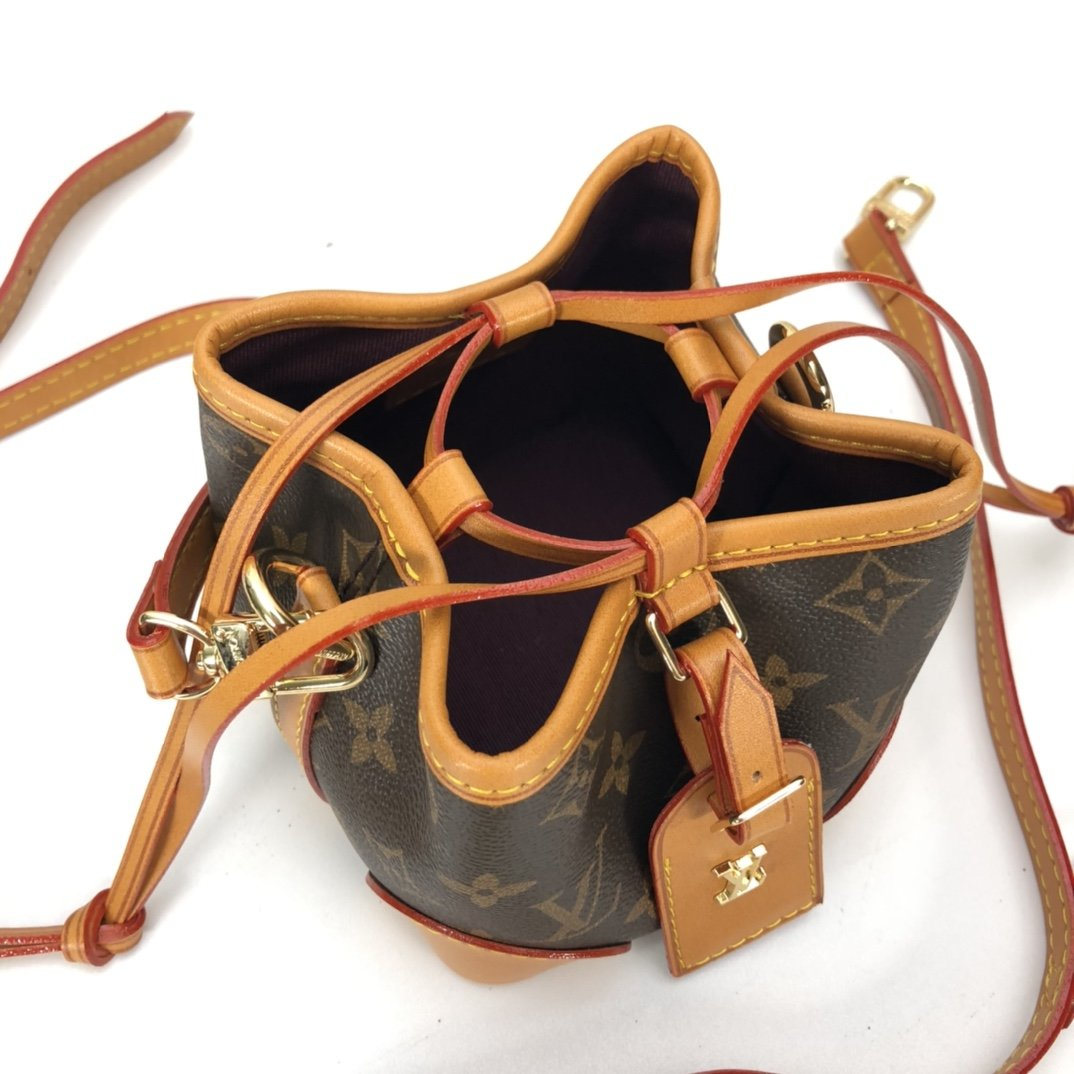 Anum Bags Detail