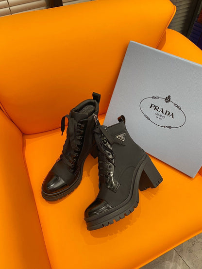 PD LOGO PLAQUE ANKLE BOOTS BLACK