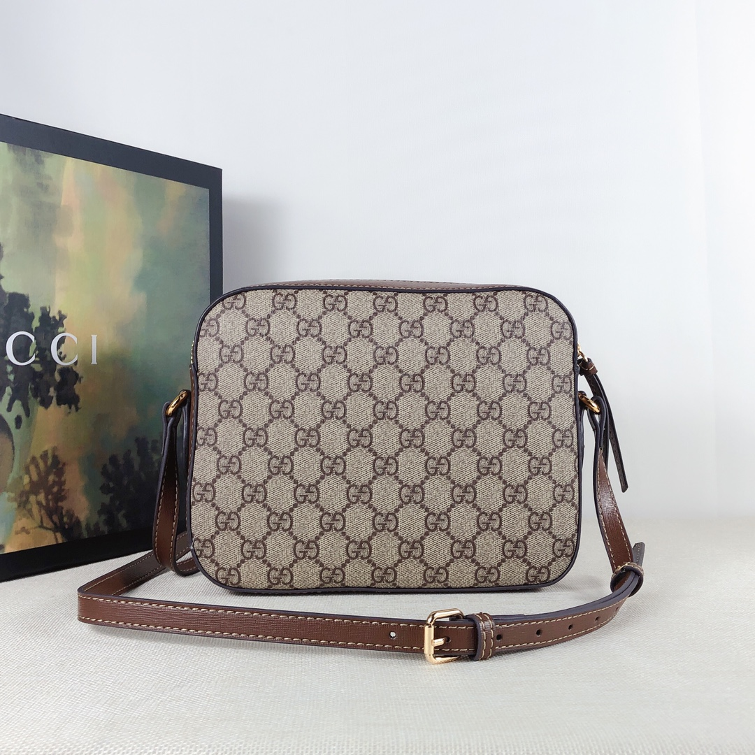 Anum Bags Detail