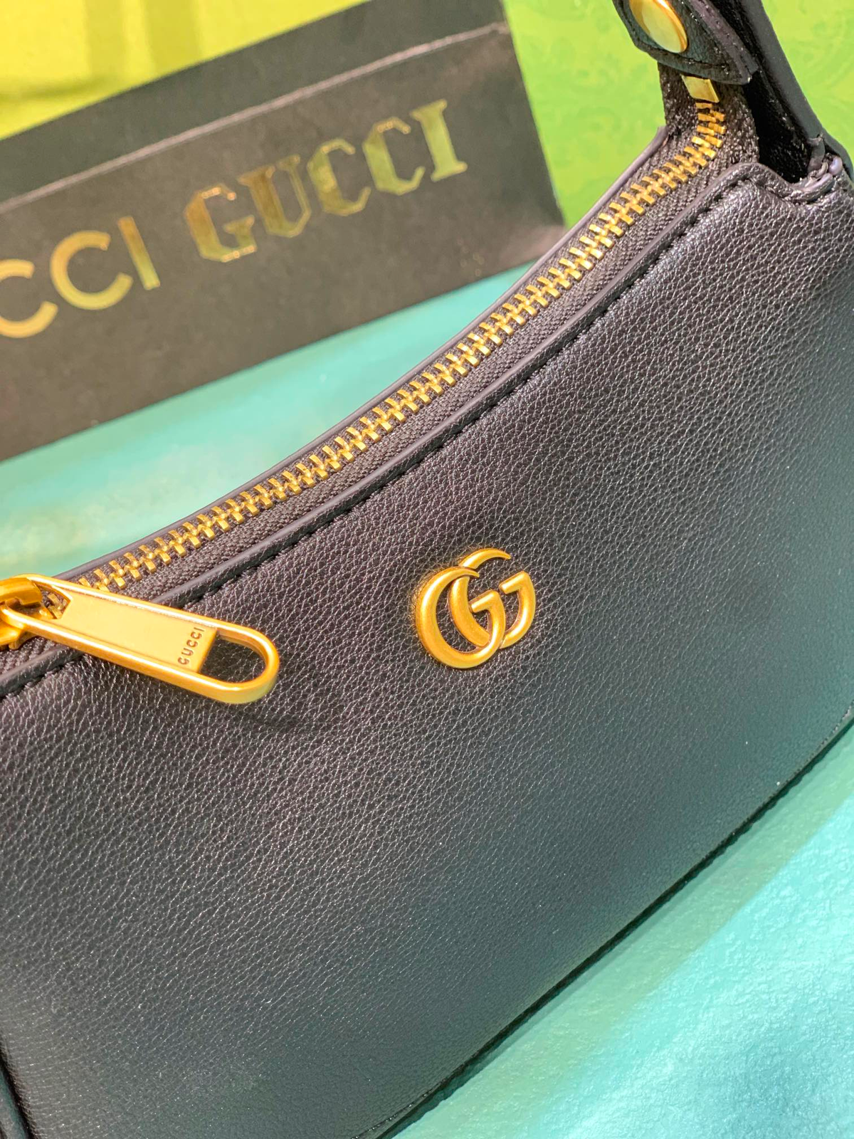 Anum Bags Detail