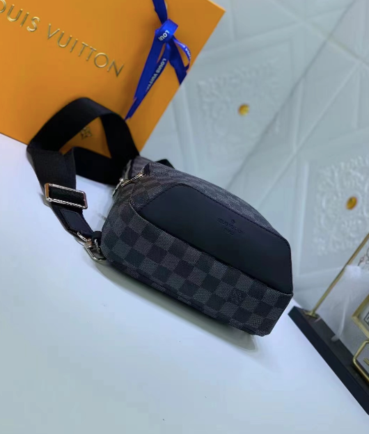 Anum Bags Detail