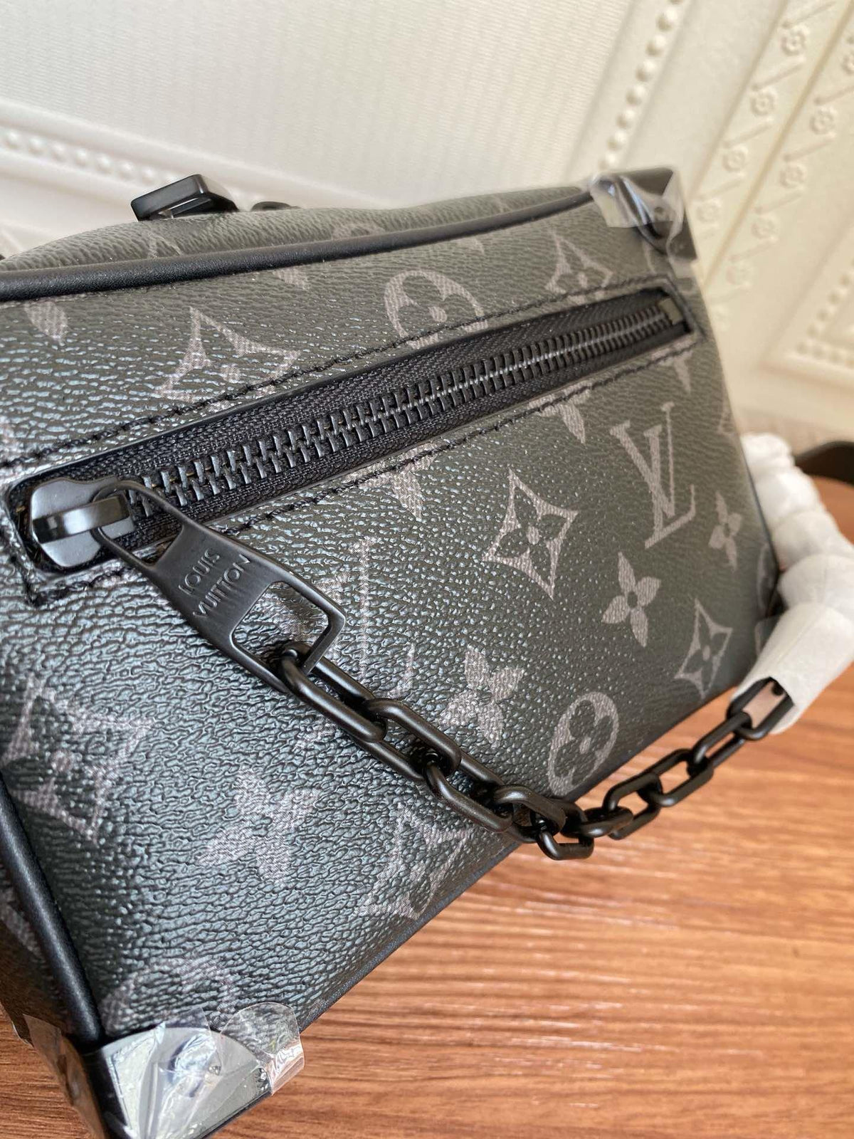 Anum Bags Detail