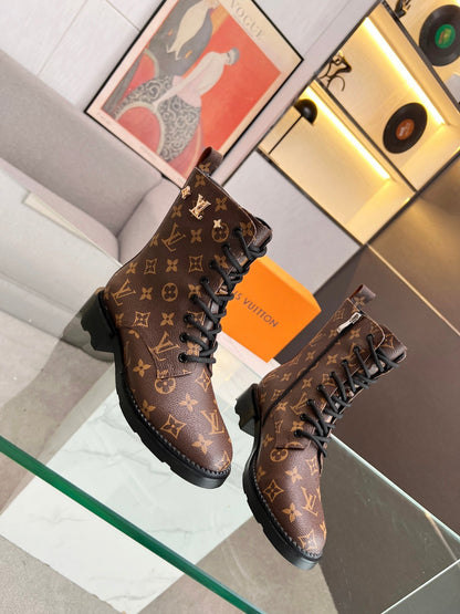 VBS Women's Boots 202