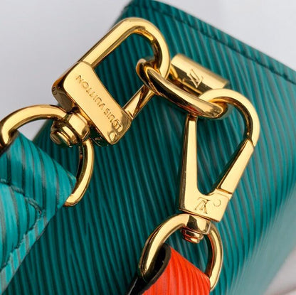 Anum Bags Detail
