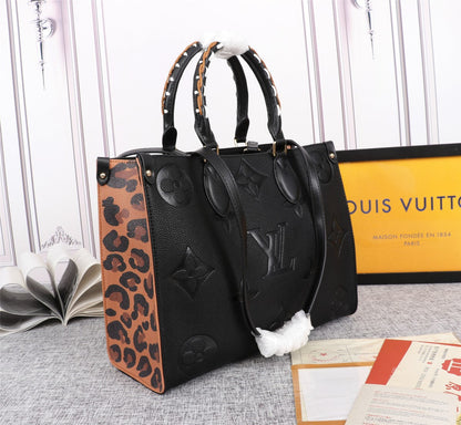 Anum Bags Detail