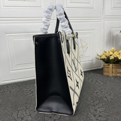 Anum Bags Detail