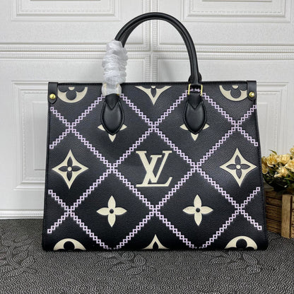 Anum Bags Detail