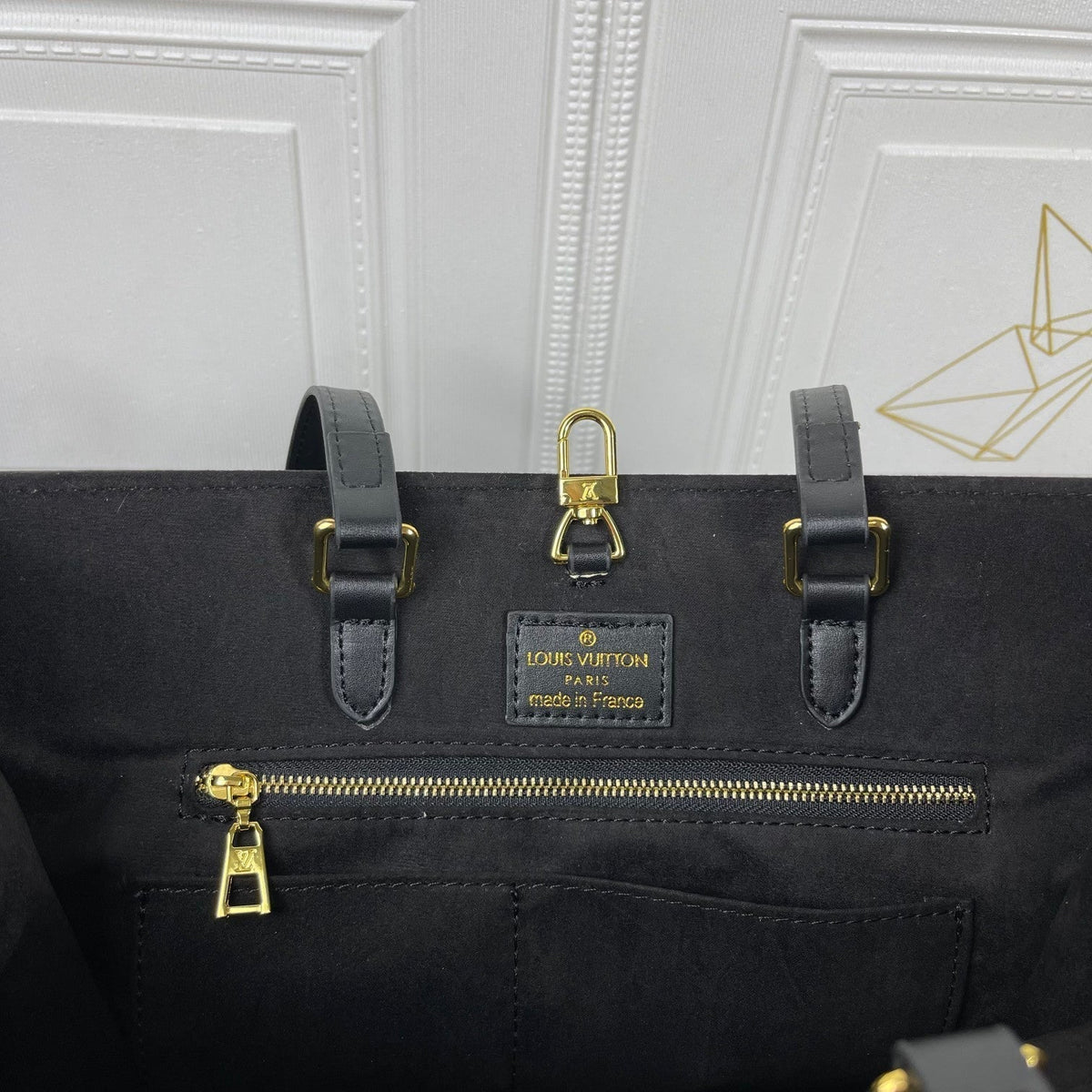 Anum Bags Detail