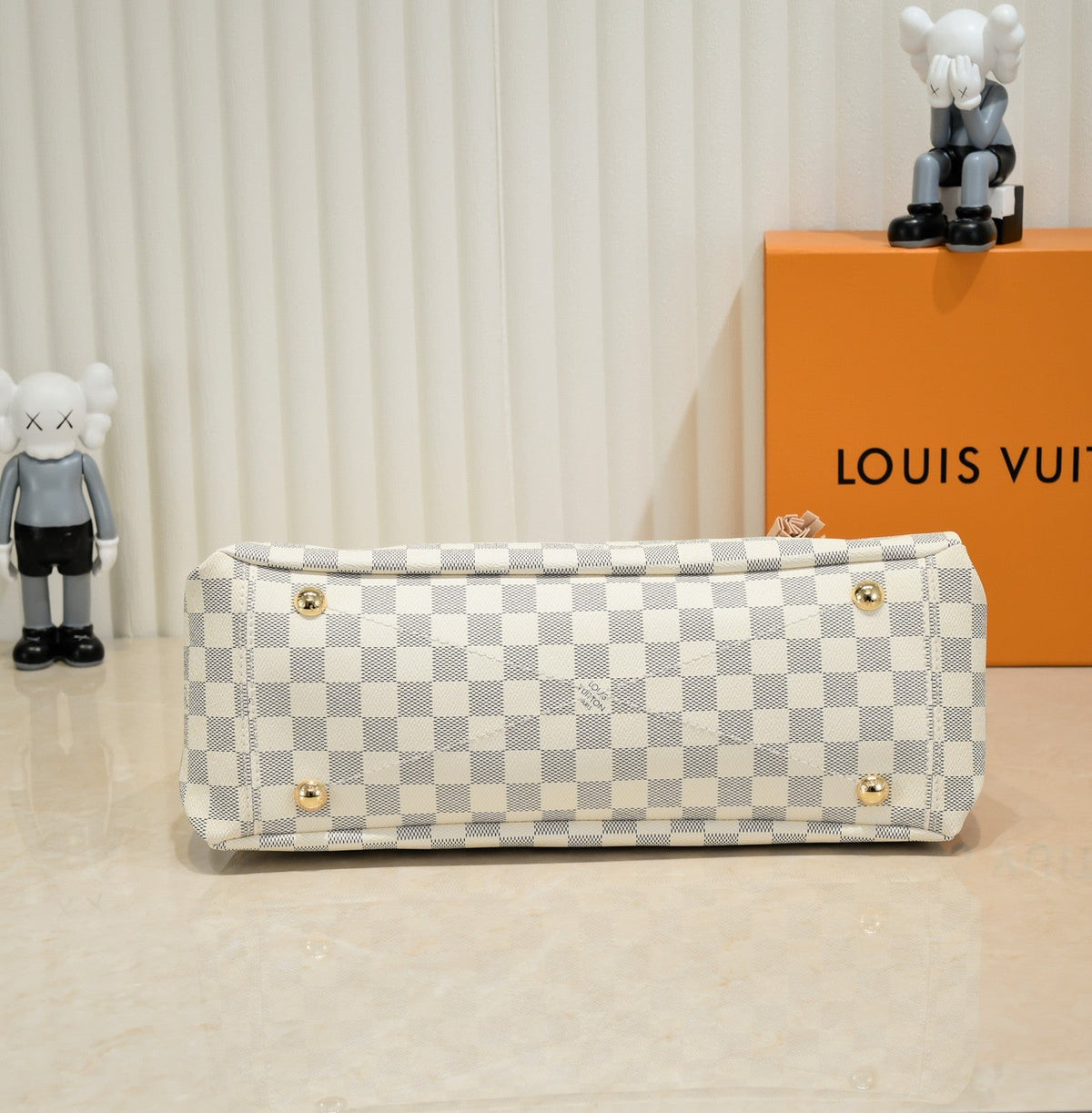 Anum Bags Detail