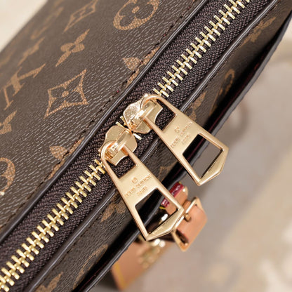 Anum Bags Detail