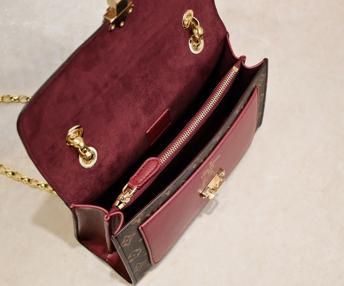 Anum Bags Detail