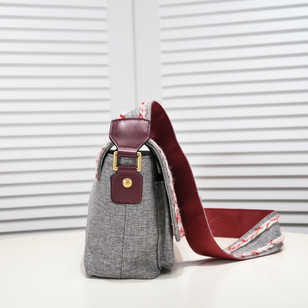 Anum Bags Detail