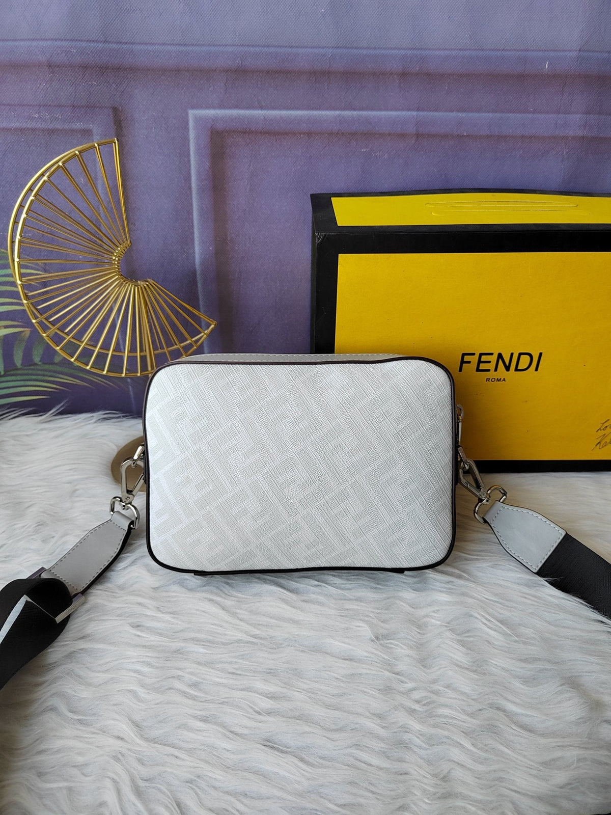 Anum Bags Detail
