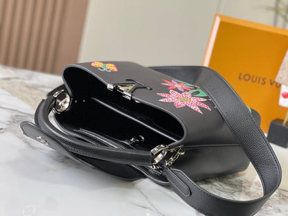 Anum Bags Detail