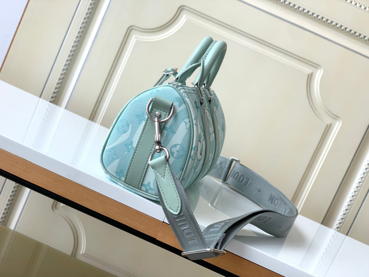 Anum Bags Detail