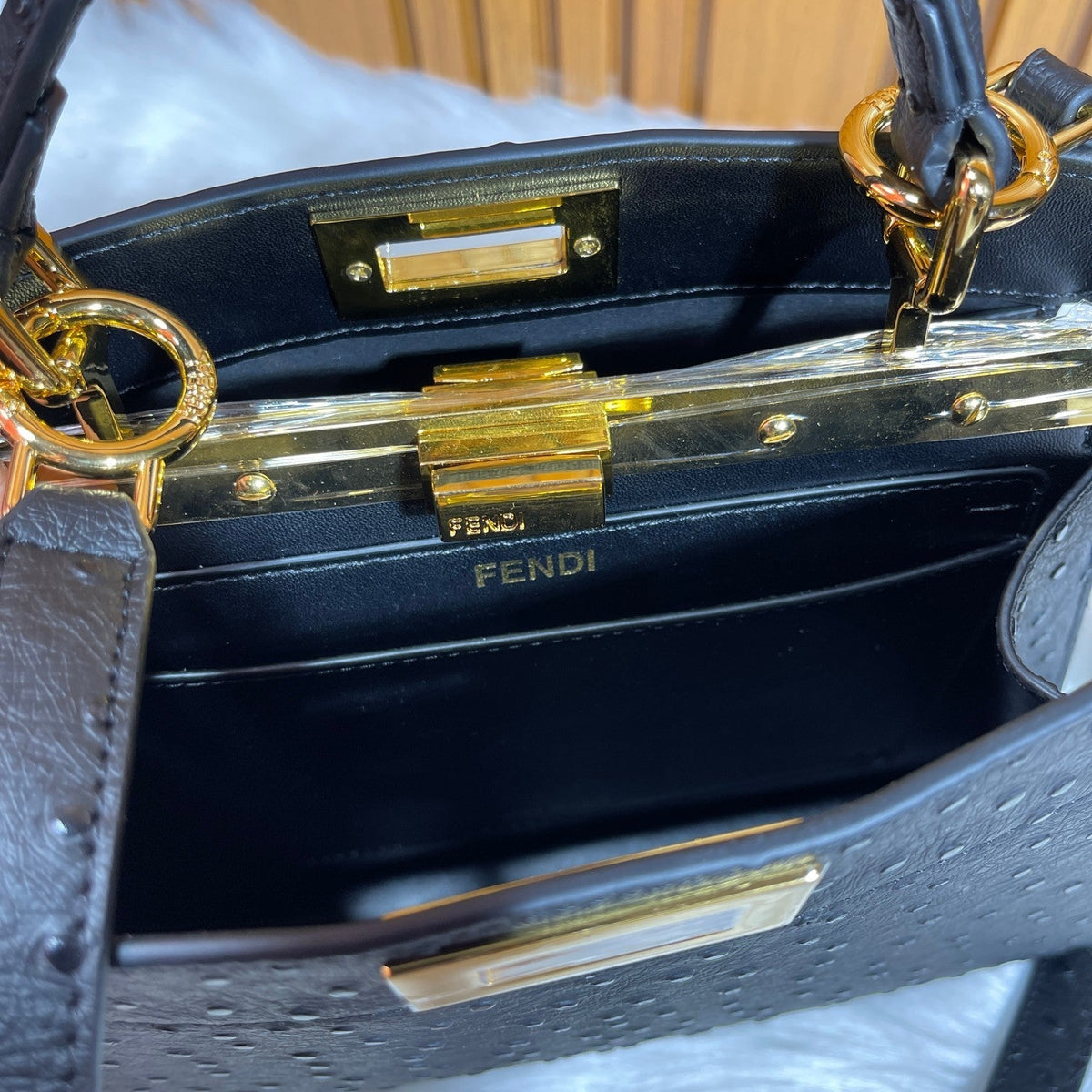 Anum Bags Detail