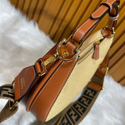 Anum Bags Detail