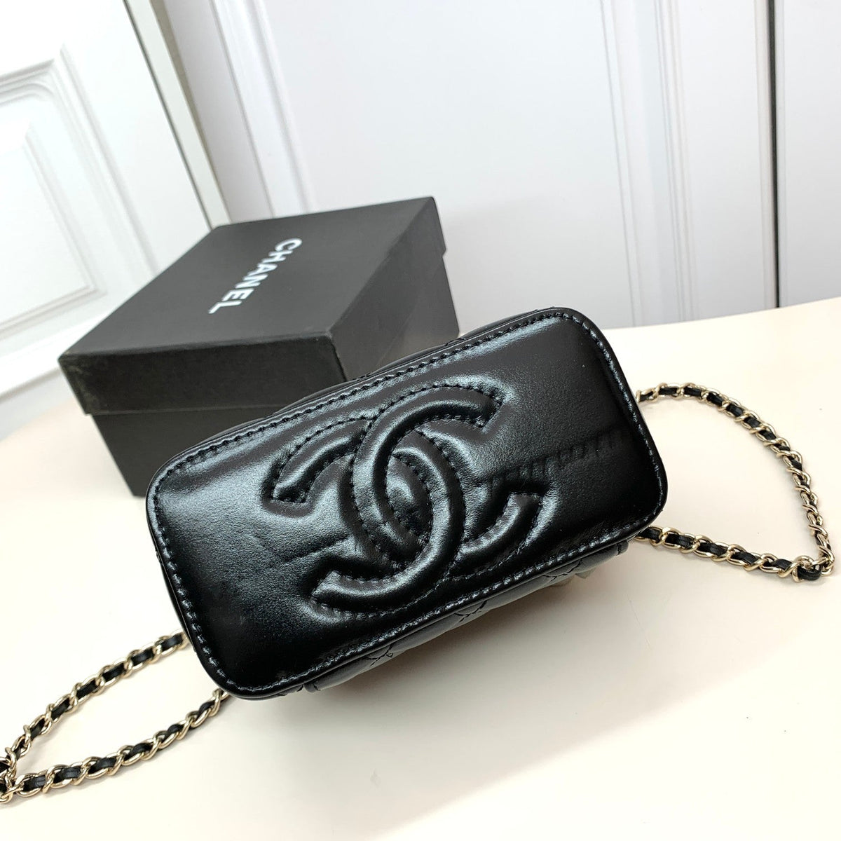 Anum Bags Detail