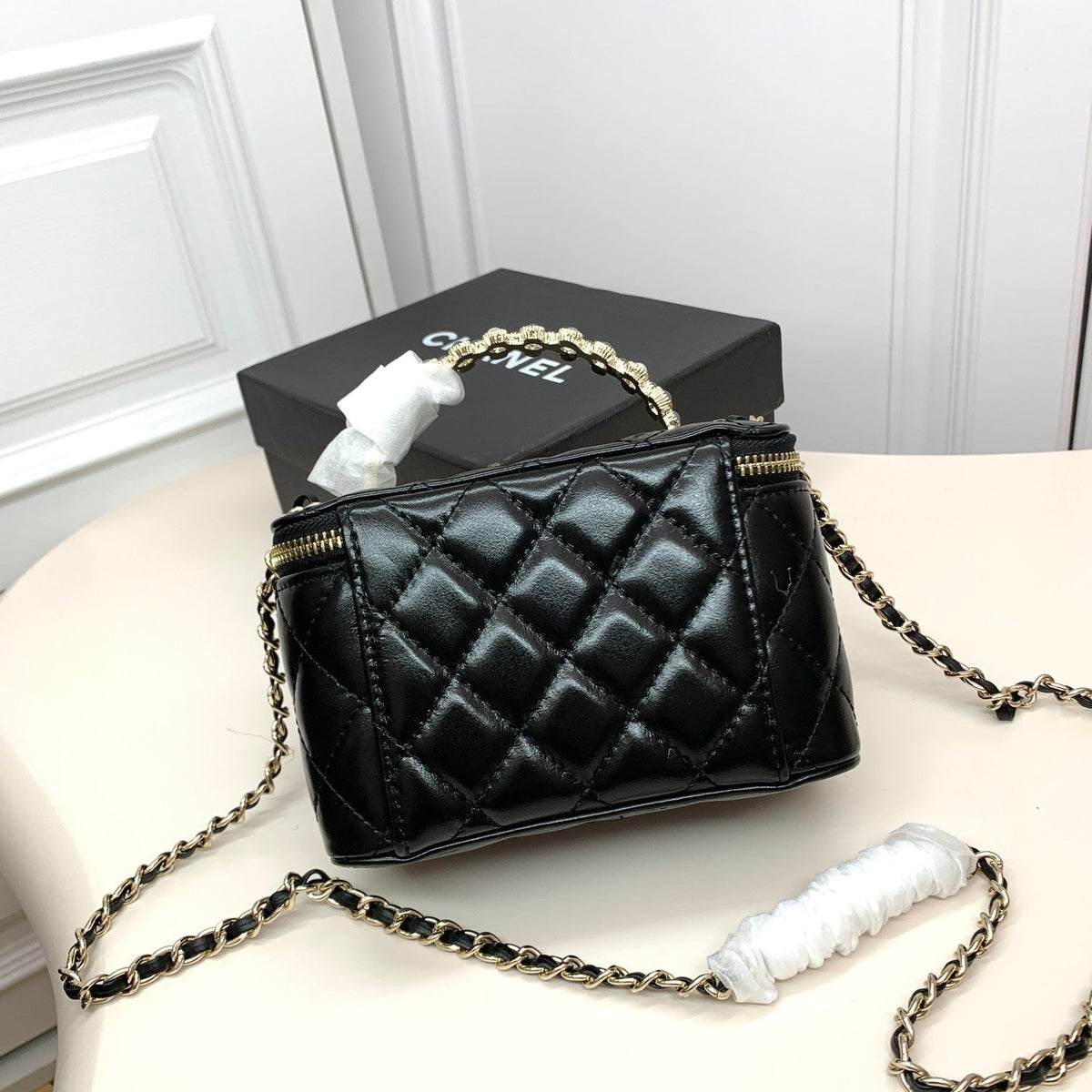 Anum Bags Detail