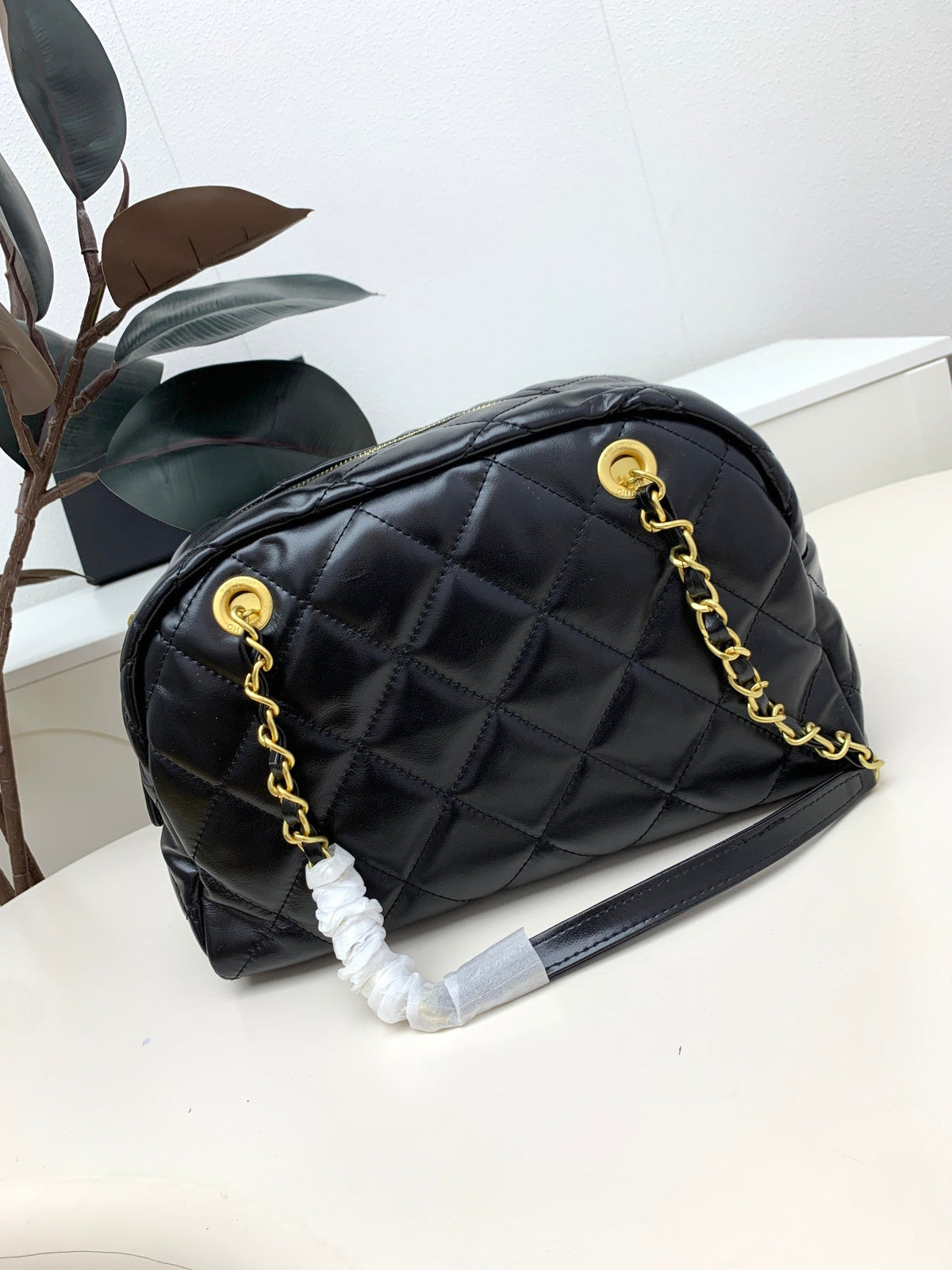 Anum Bags Detail
