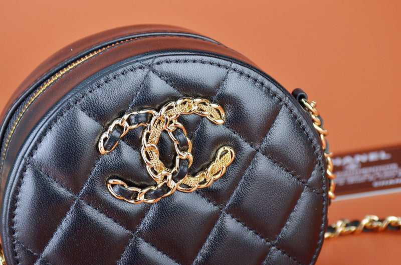 Anum Bags Detail