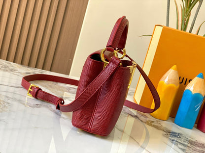 Anum Bags Detail