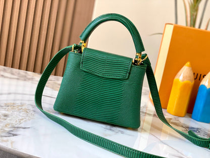 Anum Bags Detail
