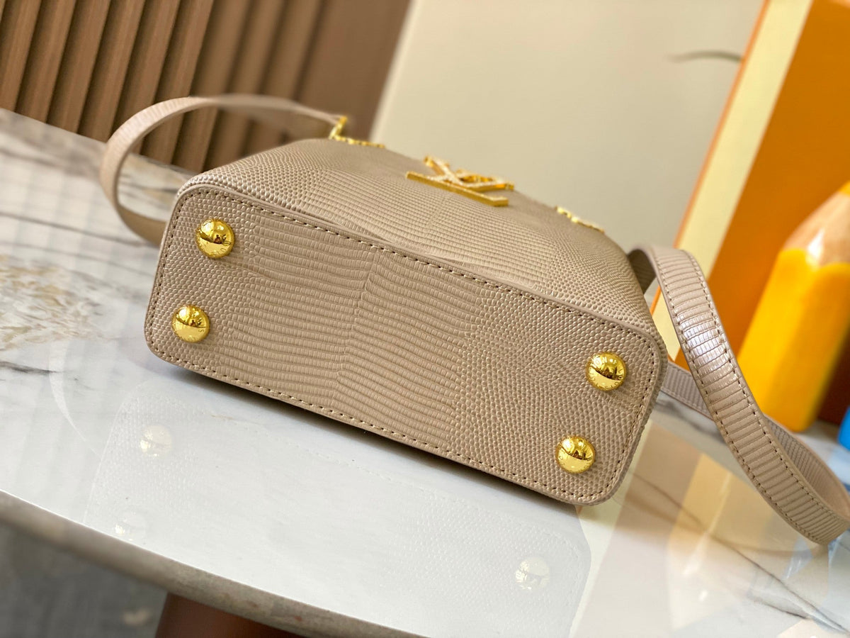 Anum Bags Detail
