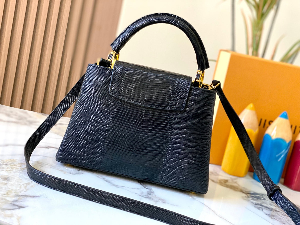 Anum Bags Detail