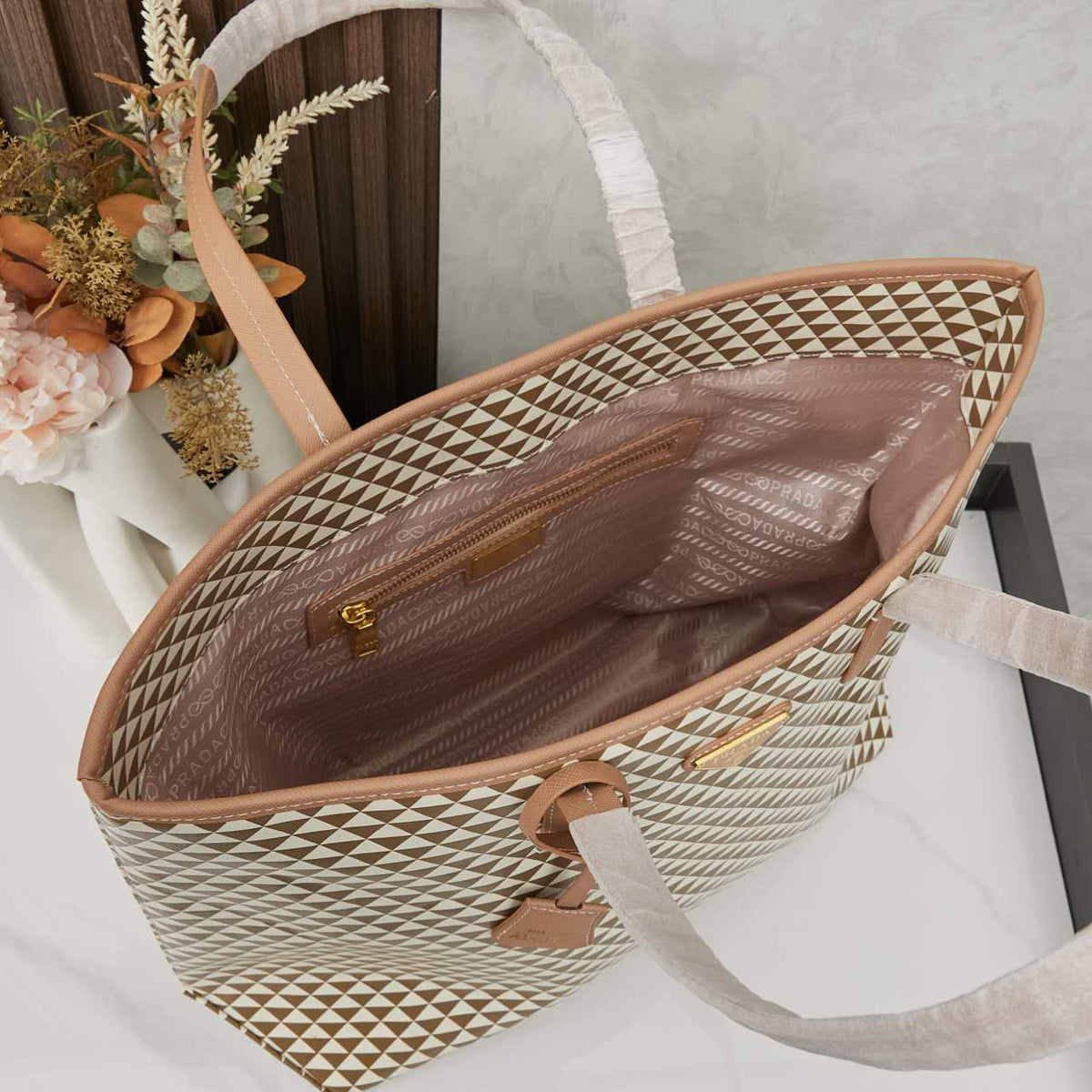 Anum Bags Detail