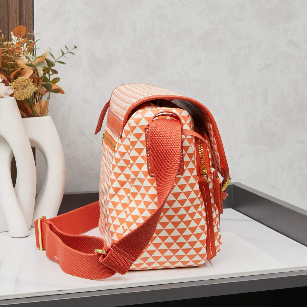 Anum Bags Detail