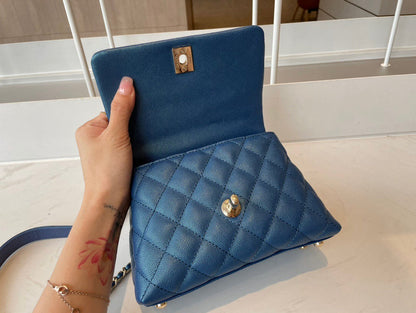 Anum Bags Detail