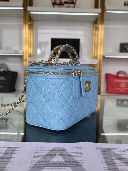 Anum Bags Detail
