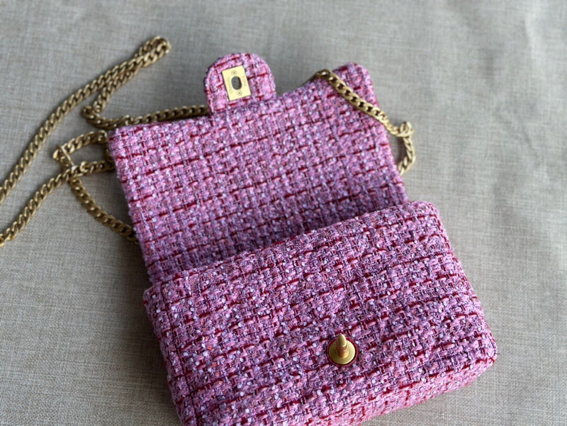 Anum Bags Detail