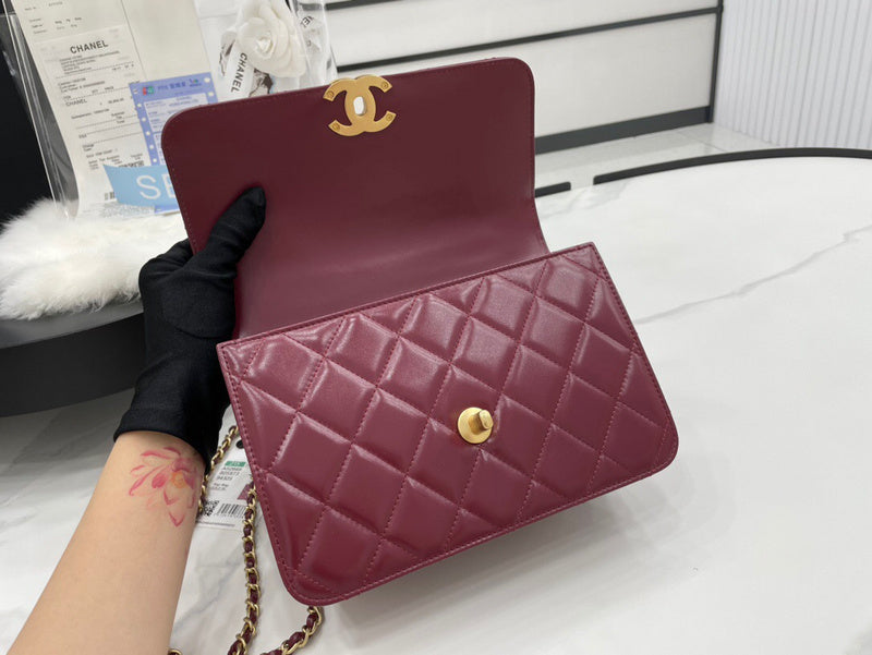 Anum Bags Detail
