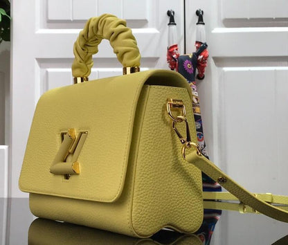 Anum Bags Detail