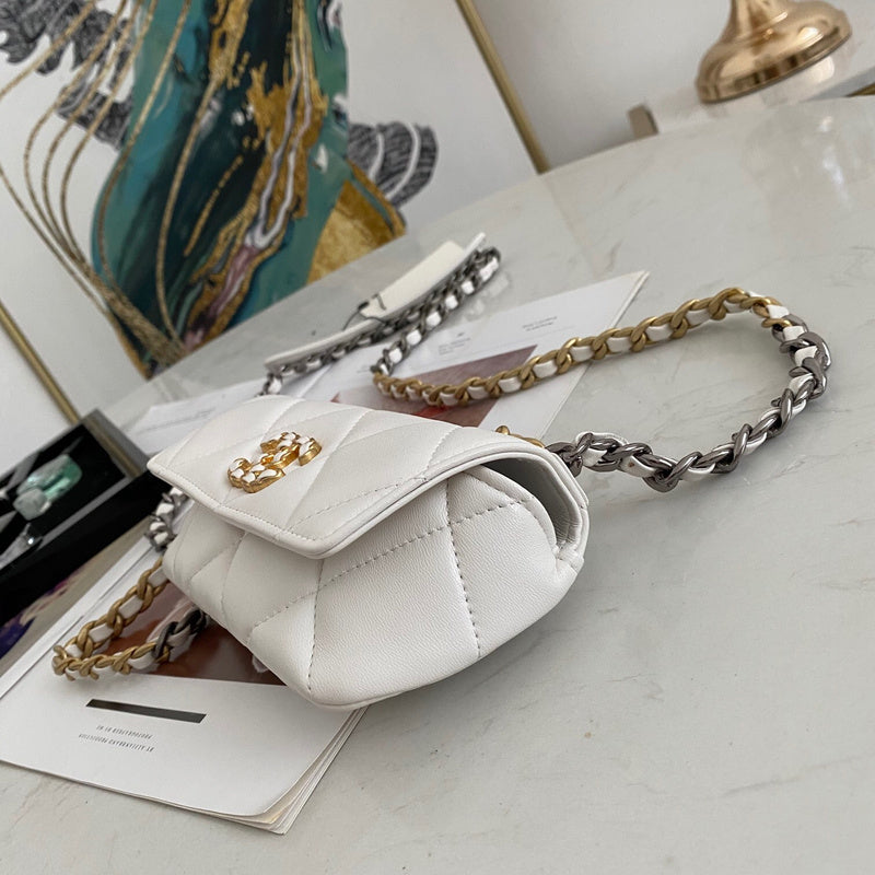 Anum Bags Detail