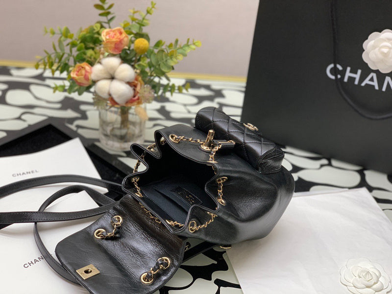 Anum Bags Detail