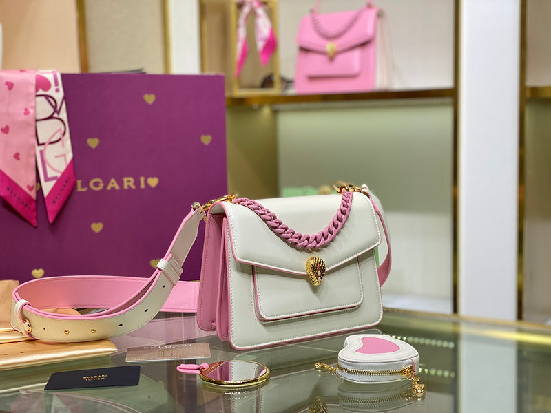 Anum Bags Detail