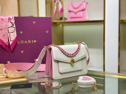 Anum Bags Detail